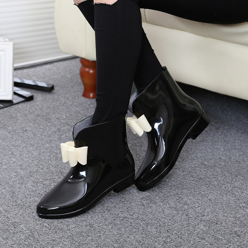 Women'S Fashion Rain Boots - Stivaletti con papillon a fiori da
