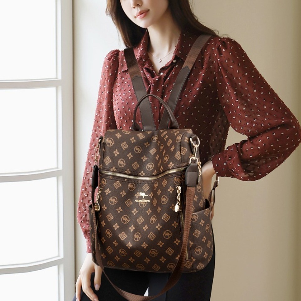 Zaino da scuola in morbida pel - Women Fashion Online recensione e prezzo