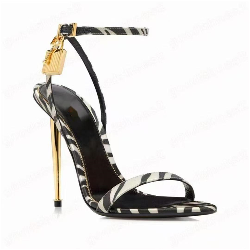 Cinturino con fibbia Tinta uni - Women Fashion Ideas recensione e prezzo
