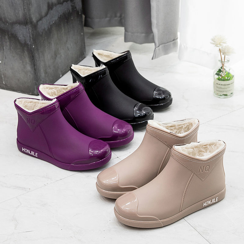 Nuovi Stivali da Pioggia in Go - Women Fashion Online recensione e prezzo
