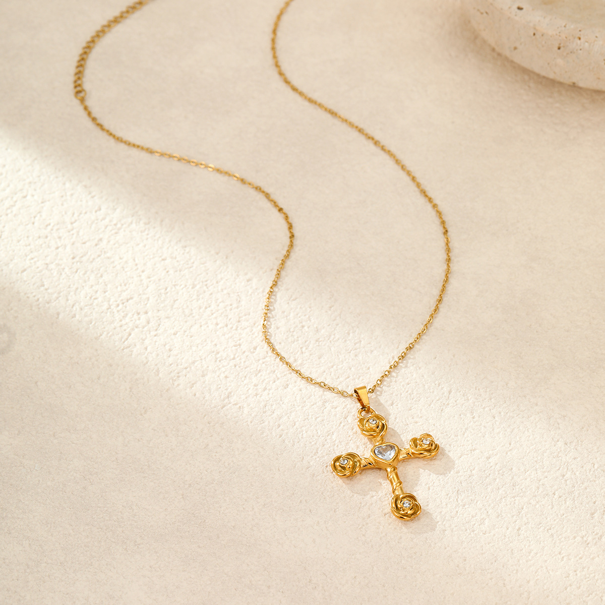 Collana con Ciondolo a Croce Y - Women'S Real Y2K Fashion recensione e prezzo