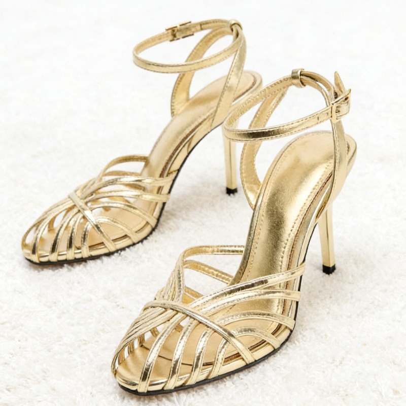 Sandalo sexy con tacco alto a  - Women Fashion Ideas recensione e prezzo